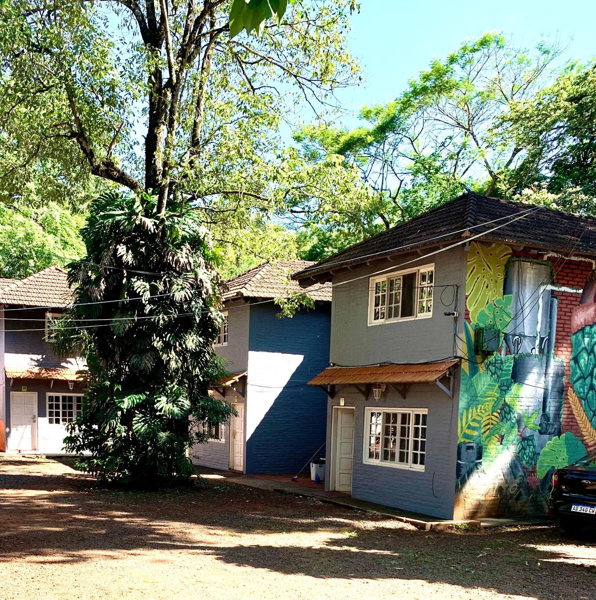 Beer Hotel Iguazu ปูแอร์โตอีกวาซู ภายนอก รูปภาพ